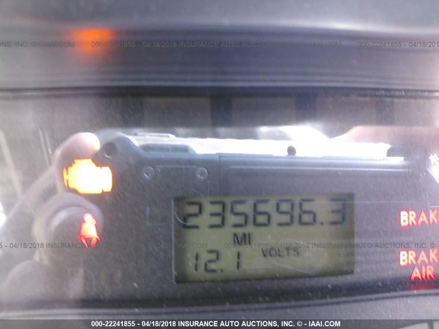 3AKJGLD55GSGZ8413 - 2016 FREIGHTLINER CASCADIA 125  WHITE photo 6