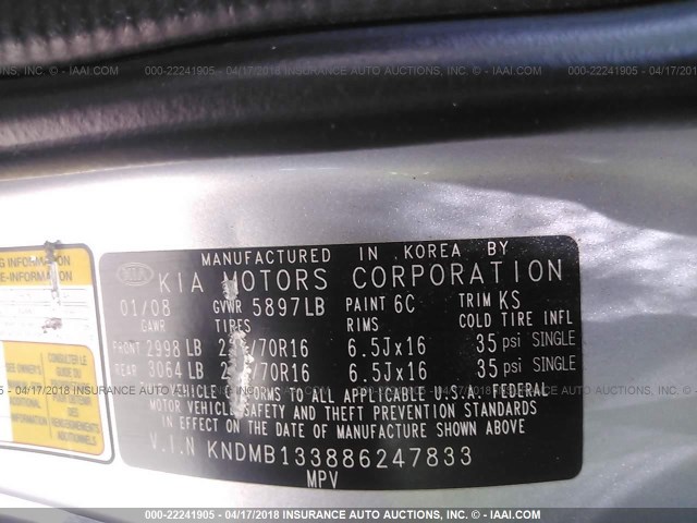 KNDMB133886247833 - 2008 KIA SEDONA SILVER photo 9