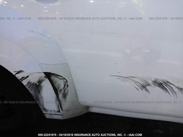 3GNDA13D28S579605 - 2008 CHEVROLET HHR LS WHITE photo 6