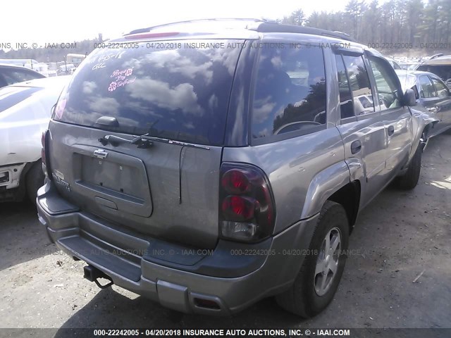 1GNDT13S762194946 - 2006 CHEVROLET TRAILBLAZER LS/LT TAN photo 4