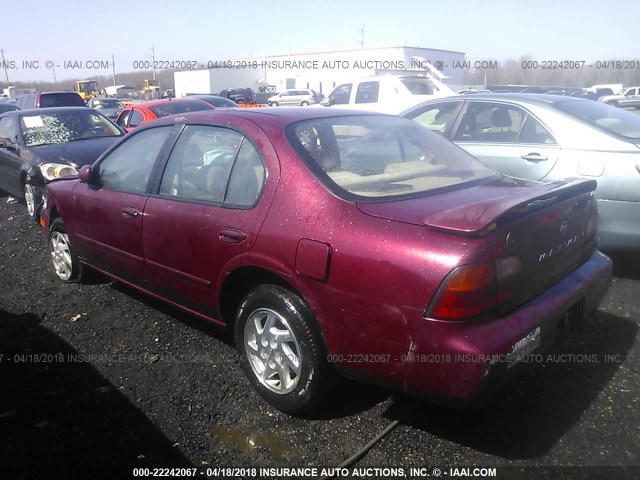 JN1CA21DXTT735940 - 1996 NISSAN MAXIMA GLE/GXE/SE RED photo 3