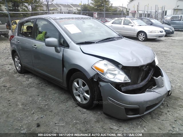 3N1BC13E99L411767 - 2009 NISSAN VERSA S/SL GRAY photo 1