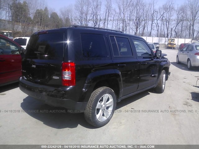 1C4NJRFB4FD339345 - 2015 JEEP PATRIOT LATITUDE BLACK photo 4