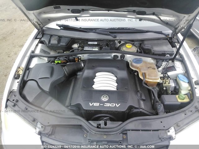 WVWPD23B0YE144092 - 2000 VOLKSWAGEN PASSAT GLX 银色 照片 10