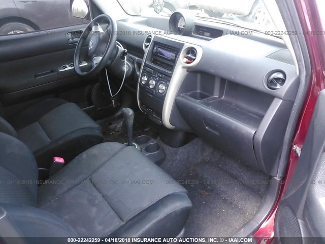 JTLKT324264085947 - 2006 TOYOTA SCION XB RED photo 5