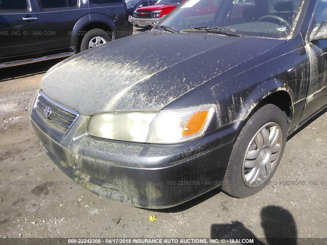 4T1BG22KX1U866759 - 2001 TOYOTA CAMRY CE/LE/XLE 灰色 照片 6