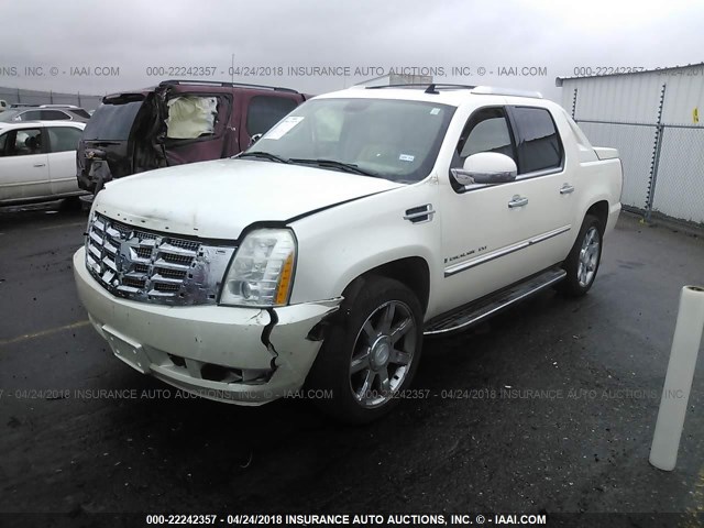 3GYFK62807G187279 - 2007 CADILLAC ESCALADE EXT WHITE photo 2