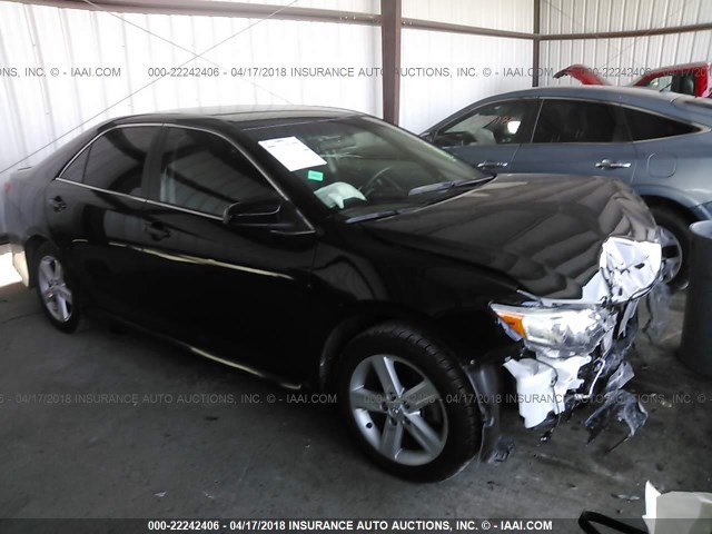 4T1BF1FK2EU388396 - 2014 TOYOTA CAMRY L/SE/LE/XLE 黑色 照片 1