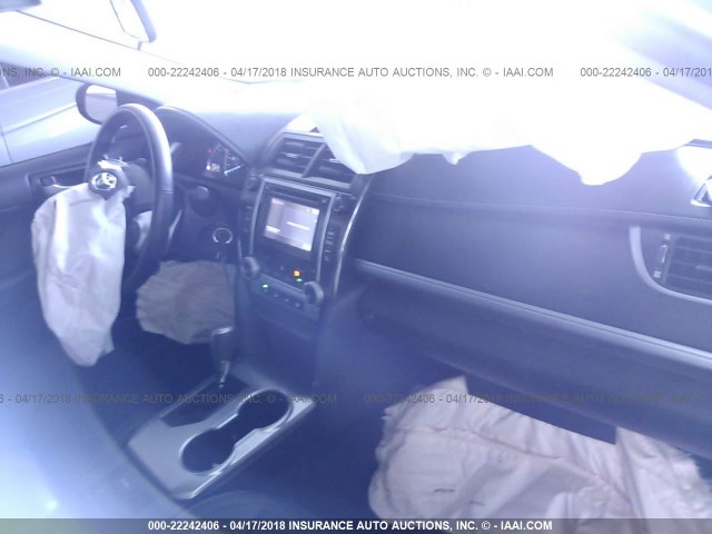 4T1BF1FK2EU388396 - 2014 TOYOTA CAMRY L/SE/LE/XLE 黑色 照片 5