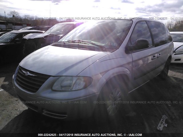 1A4GP45R76B504772 - 2006 CHRYSLER TOWN & COUNTRY  SILVER photo 2