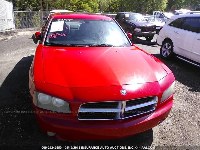 2B3KA53H98H115614 - 2008 DODGE CHARGER R/T RED photo 6