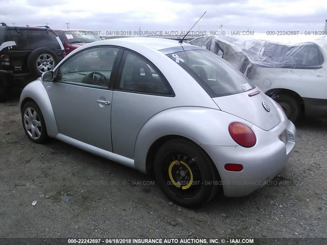 3VWDD21CX1M459039 - 2001 VOLKSWAGEN NEW BEETLE GLX ვერცხლისფერი ფოტო 3