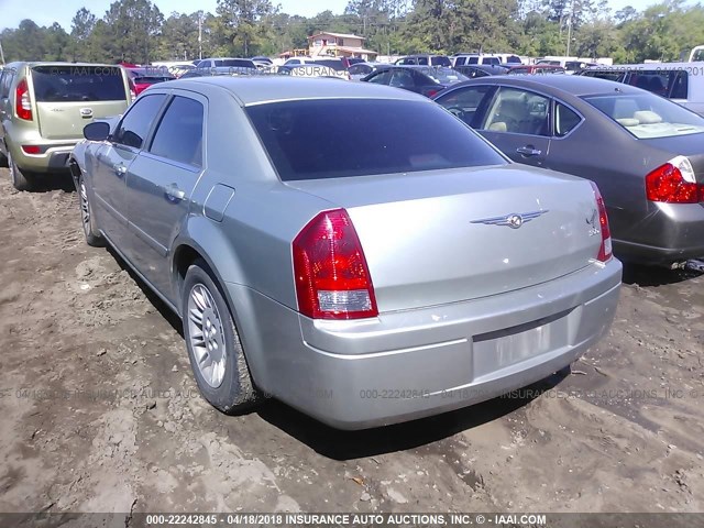 2C3JA43R55H583191 - 2005 CHRYSLER 300 SILVER photo 3