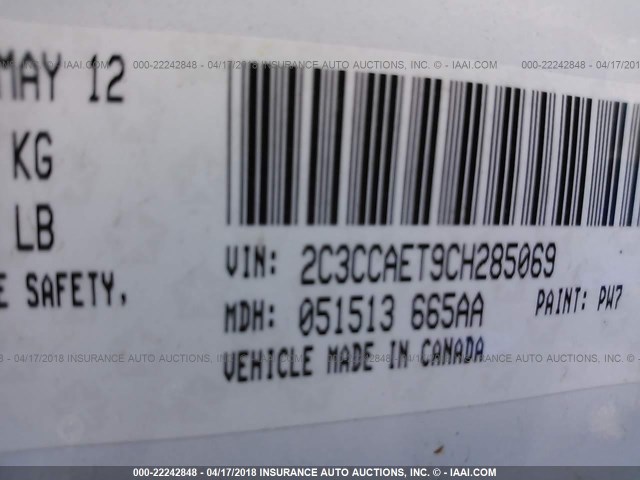 2C3CCAET9CH285069 - 2012 CHRYSLER 300C Ақ фото 9