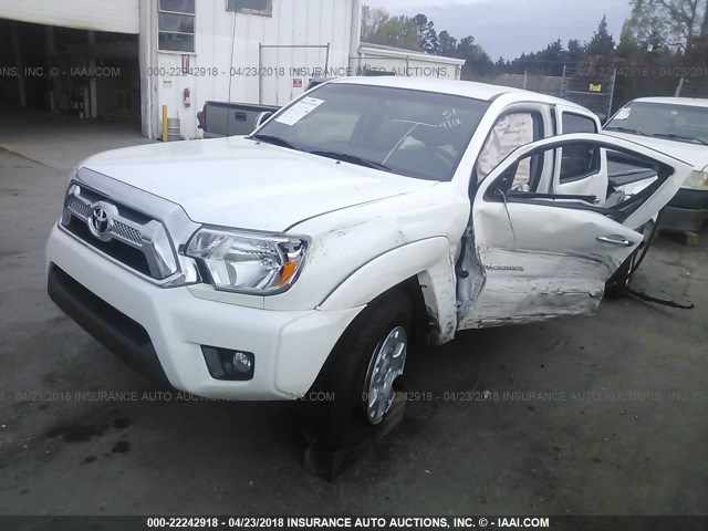 5TFLU4EN8EX097492 - 2014 TOYOTA TACOMA DOUBLE CAB თეთრი ფოტო 2