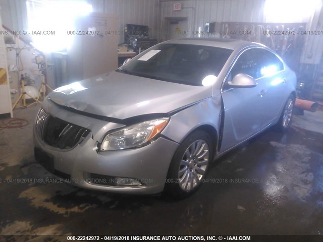 W04GP5EC4B1062602 - 2011 BUICK REGAL CXL SILVER photo 2