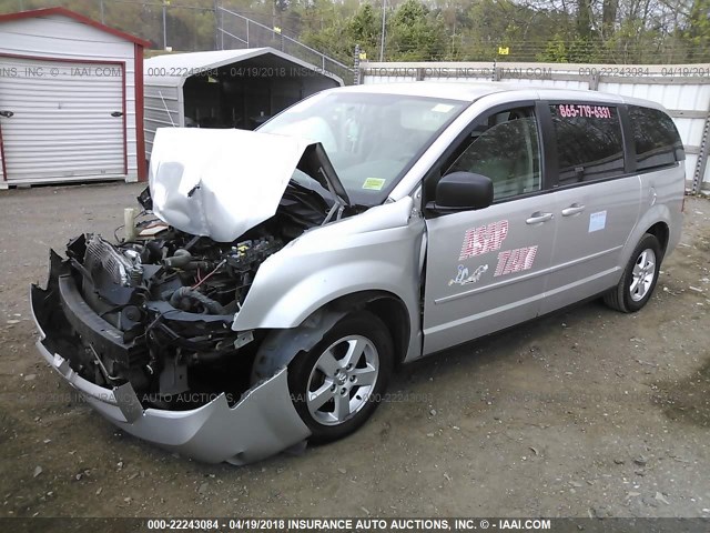 2D4RN4DE2AR164706 - 2010 DODGE GRAND CARAVAN SE SILVER photo 2