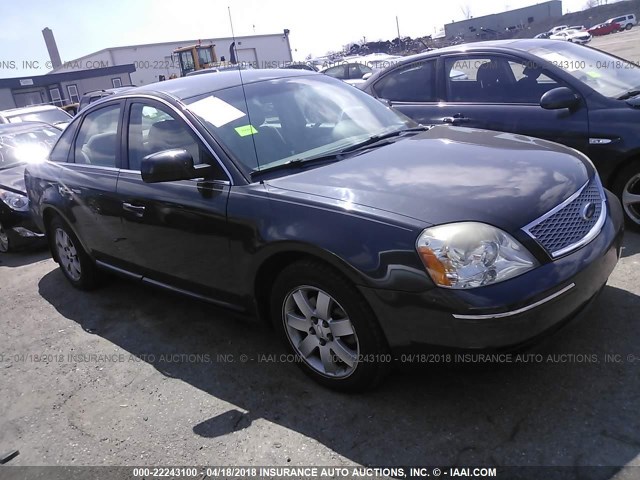 1FAFP24117G109661 - 2007 FORD FIVE HUNDRED SEL GRAY photo 1