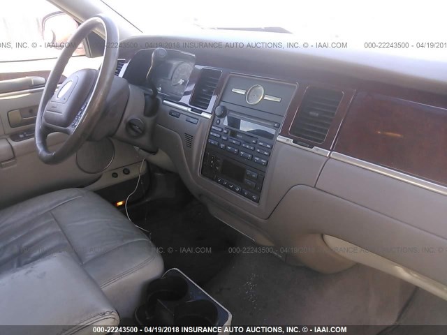 1LNHM81W14Y607097 - 2004 LINCOLN TOWN CAR EXECUTIVE/SIGNATURE Bordo fotoğraf 5