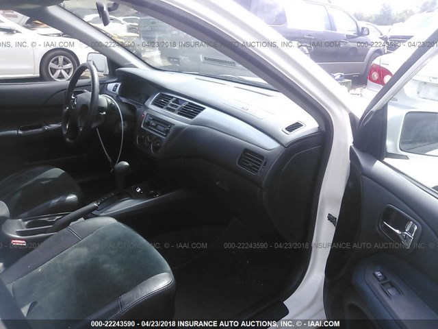 JA3AJ26E76U068098 - 2006 MITSUBISHI LANCER ES WHITE photo 5