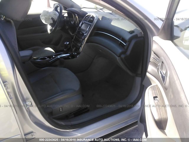 1G11C5SL9FU138727 - 2015 CHEVROLET MALIBU 1LT SILVER photo 5