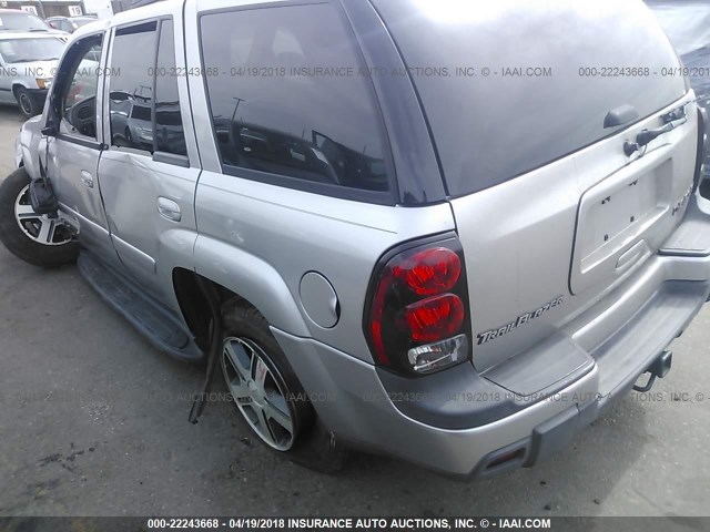 1GNDT13S542105047 - 2004 CHEVROLET TRAILBLAZER LS/LT SILVER photo 3