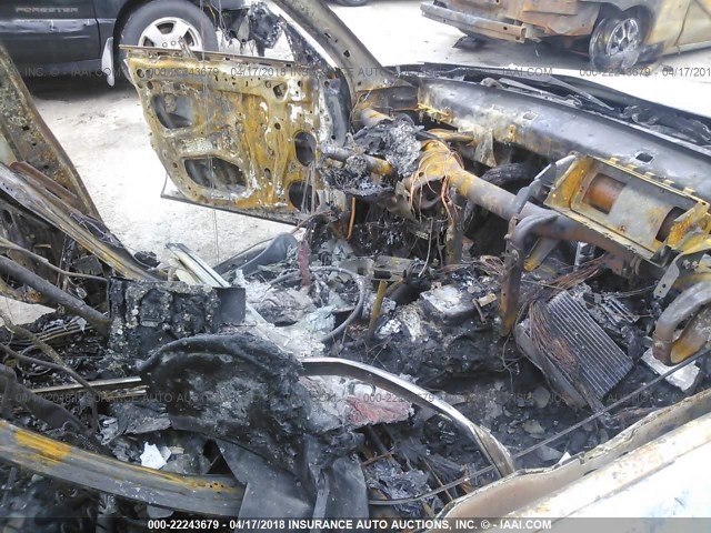 JF1SF65651H704968 - 2001 SUBARU FORESTER S 红色 照片 5