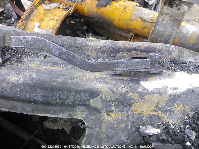 JF1SF65651H704968 - 2001 SUBARU FORESTER S 红色 照片 9