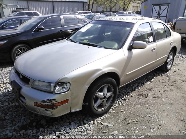 JN1CA21D7TM420345 - 1996 NISSAN MAXIMA GLE/GXE/SE GOLD photo 2