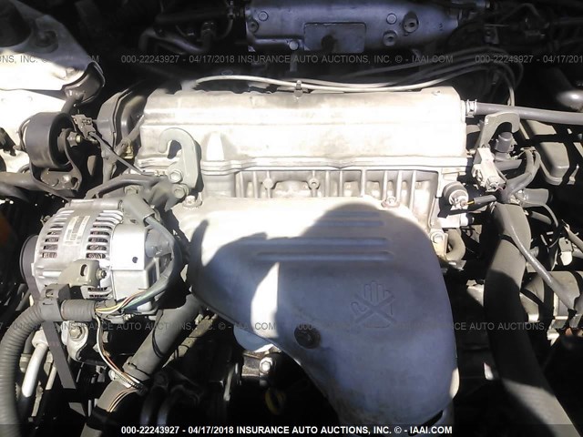 JT2BG22K2V0100325 - 1997 TOYOTA CAMRY LE/XLE WHITE photo 10