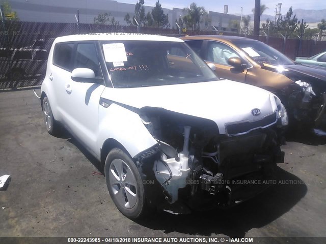 KNDJN2A20E7097460 - 2014 KIA SOUL WHITE photo 1