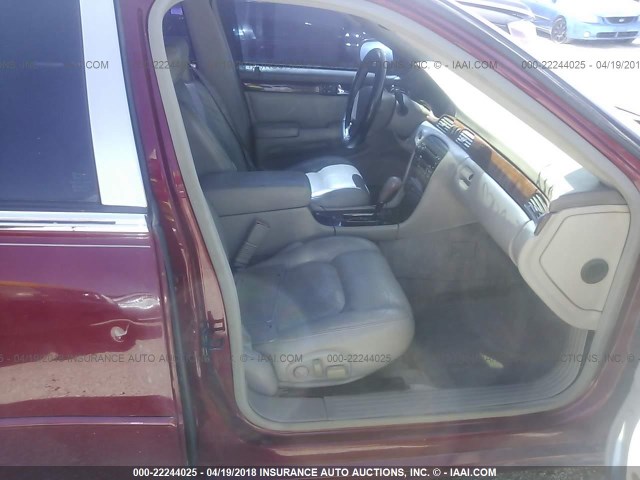 1G6KY54981U117264 - 2001 CADILLAC SEVILLE STS RED photo 5