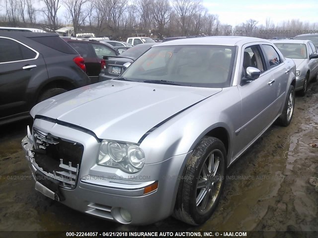 2C3LK63H36H349934 - 2006 CHRYSLER 300C SILVER photo 2