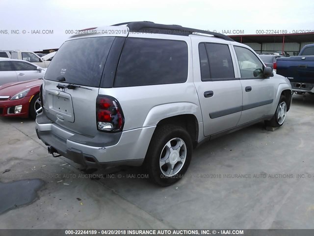 1GNES16S956151901 - 2005 CHEVROLET TRAILBLAZER EXT LS/EXT LT SILVER photo 4