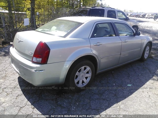 2C3AA53G55H118219 - 2005 CHRYSLER 300 TOURING GRAY photo 4