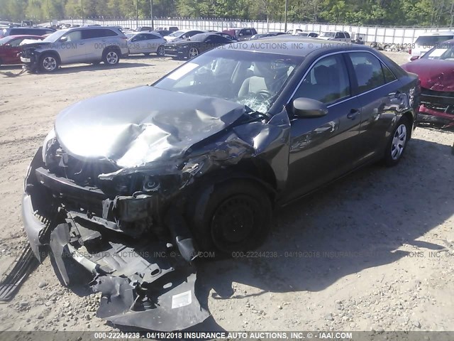 4T1BF1FK9DU691237 - 2013 TOYOTA CAMRY L/SE/LE/XLE 灰色 照片 2