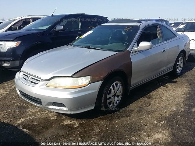 1HGCG22571A027156 - 2001 HONDA ACCORD EX SILVER photo 2