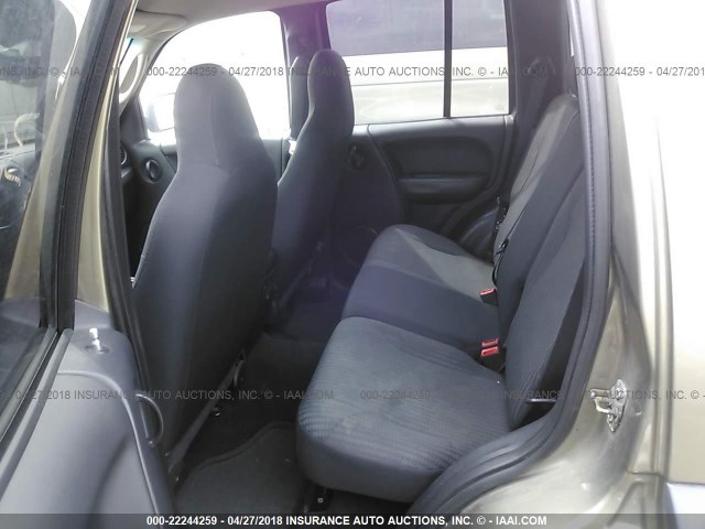 1J4GL48K74W321095 - 2004 JEEP LIBERTY SPORT 金色 照片 8