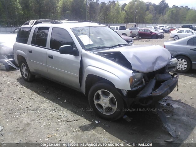 1GNES16S466130021 - 2006 CHEVROLET TRAILBLAZER EXT LS/EXT LT SILVER photo 1