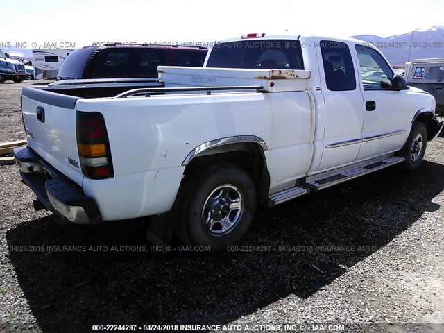 1GTEK19T44E256606 - 2004 GMC NEW SIERRA K1500 WHITE photo 4