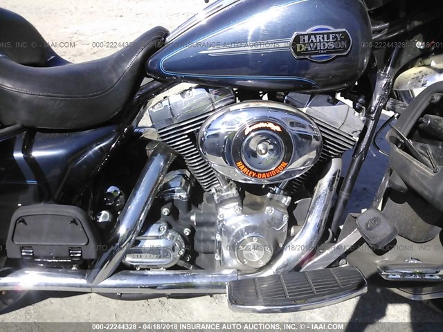 1HD1FC4188Y655784 - 2008 HARLEY-DAVIDSON FLHTCUI BLUE photo 8