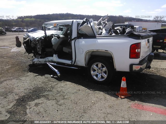 3GCPCSE08DG108121 - 2013 CHEVROLET SILVERADO C1500 LT WHITE photo 3