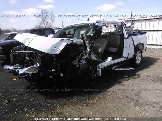 3GCPCSE08DG108121 - 2013 CHEVROLET SILVERADO C1500 LT WHITE photo 6