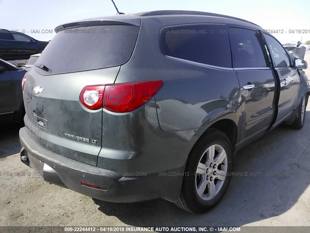 1GNKRGEDXBJ154867 - 2011 CHEVROLET TRAVERSE LT GRAY photo 4