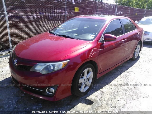 4T1BF1FK4CU566788 - 2012 TOYOTA CAMRY SE/LE/XLE MAROON photo 2