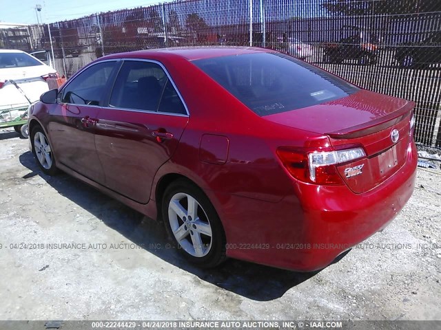 4T1BF1FK4CU566788 - 2012 TOYOTA CAMRY SE/LE/XLE MAROON photo 3