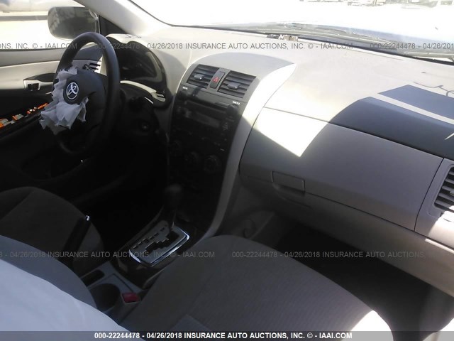 1NXBU40E19Z104451 - 2009 TOYOTA COROLLA S/LE/XLE GRAY photo 5