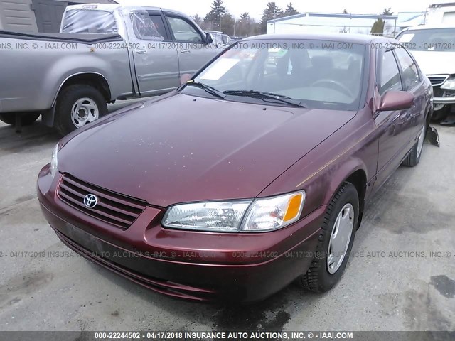 4T1BG22K5XU613485 - 1999 TOYOTA CAMRY CE/LE/XLE RED photo 2