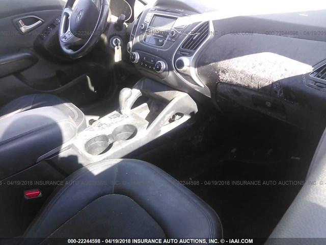 KM8JU3AC7AU017936 - 2010 HYUNDAI TUCSON GLS/LIMITED 银色 照片 5