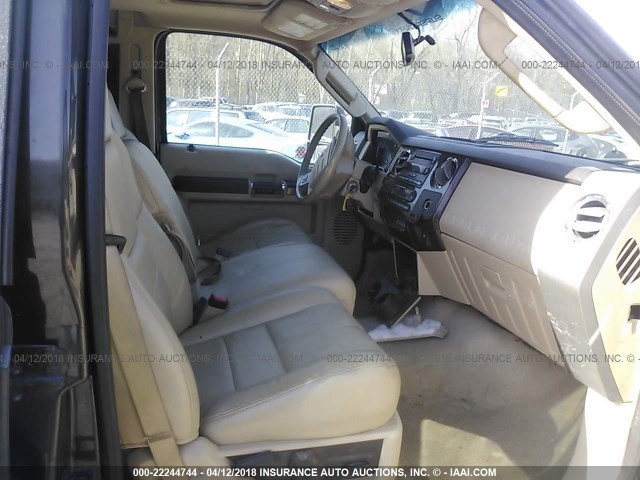 1FTSW21R38EC25673 - 2008 FORD F250 BLACK photo 5